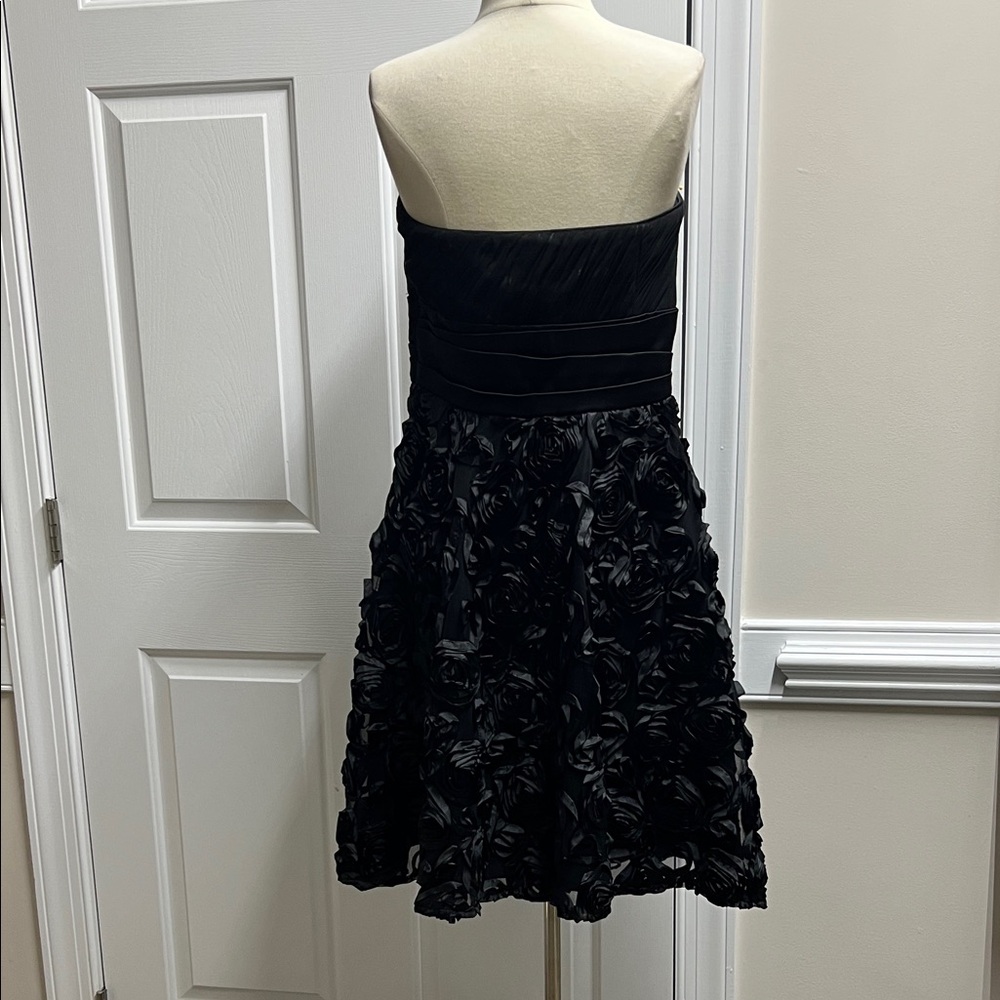 White House Black Market Black Strapless Dress size 10 346 - Picture 5 of 10